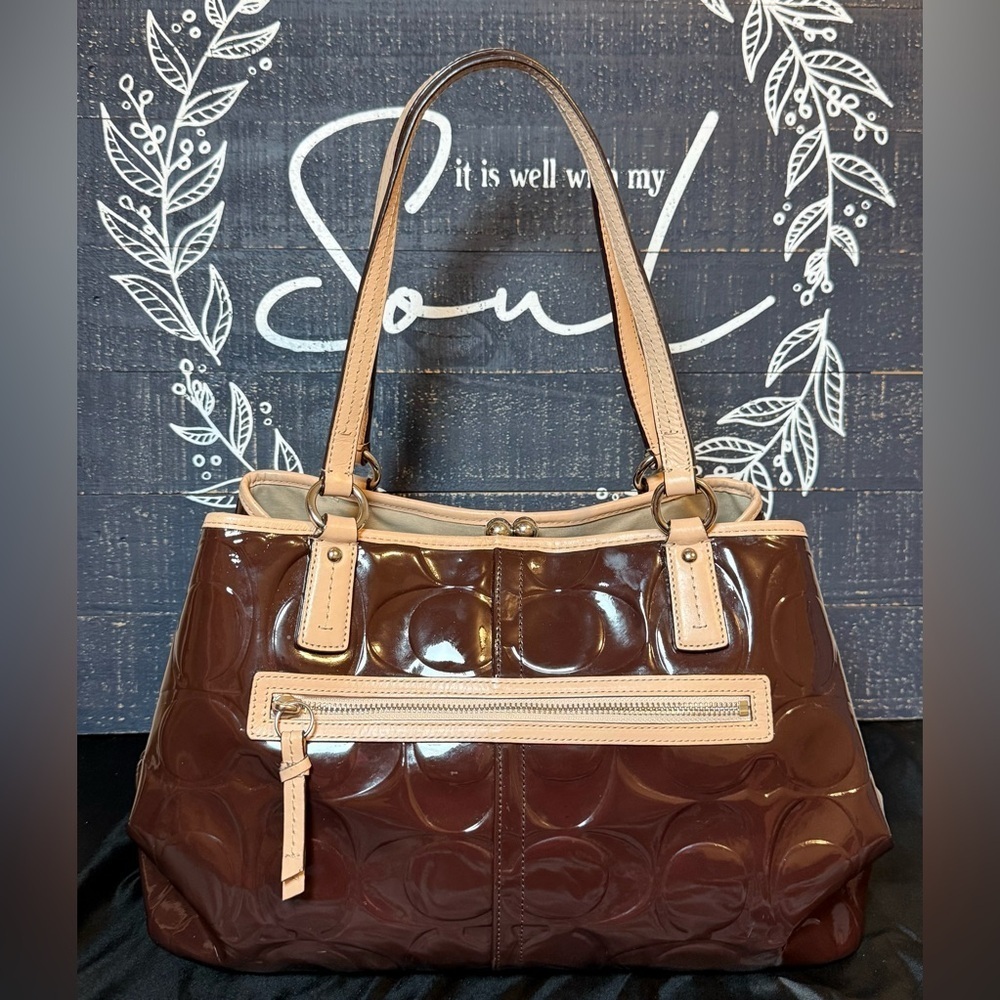 Authentic COACH Peyton Embossed Signature Patent Leather Satchel (EUC-No Flaws) - Picture 3 of 7